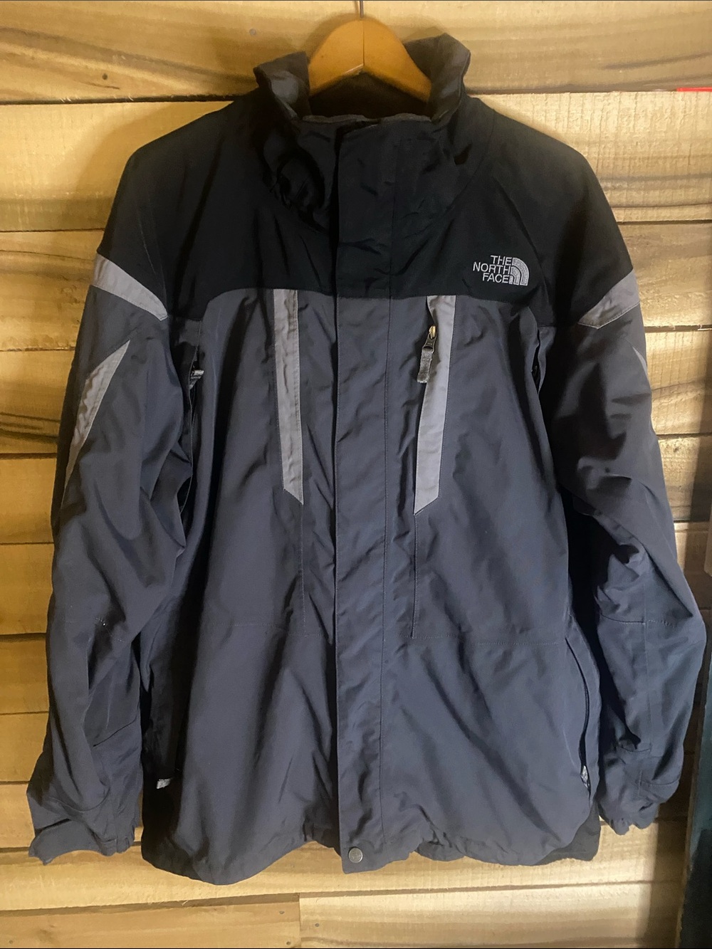 The North Face City Standard Hyvent insulated Black Gray jacket XL hood